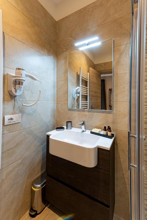 Апартаменти Astare -Short Lets In Bari Carrassi- Екстер'єр фото